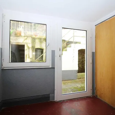 With Terrace In وبرتال